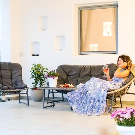Cycladic Home On The Hill With Beautiful Views!! Agkidia Bagian luar foto