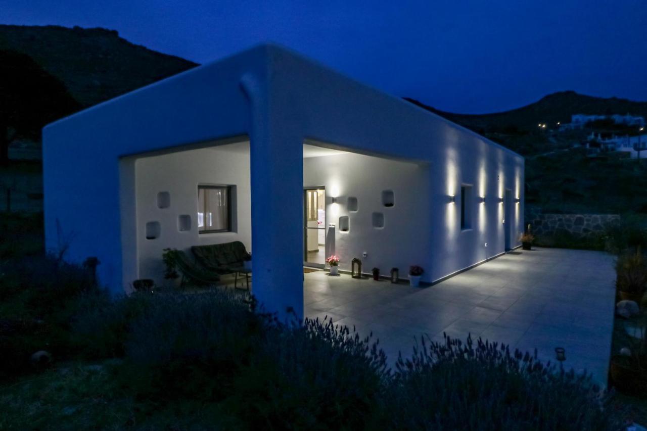 Cycladic Home On The Hill With Beautiful Views!! Agkidia Bagian luar foto