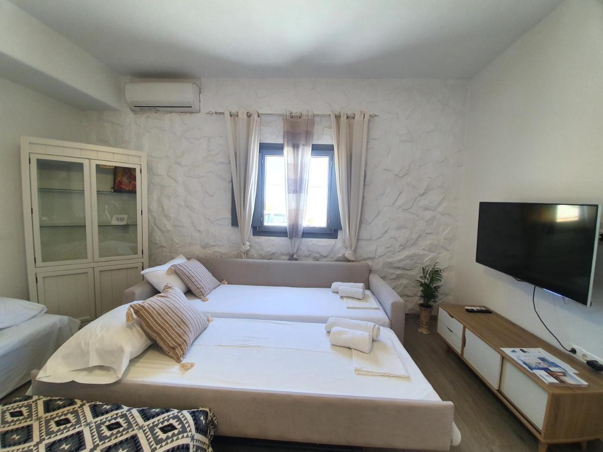 Cycladic Home On The Hill With Beautiful Views!! Agkidia Bagian luar foto